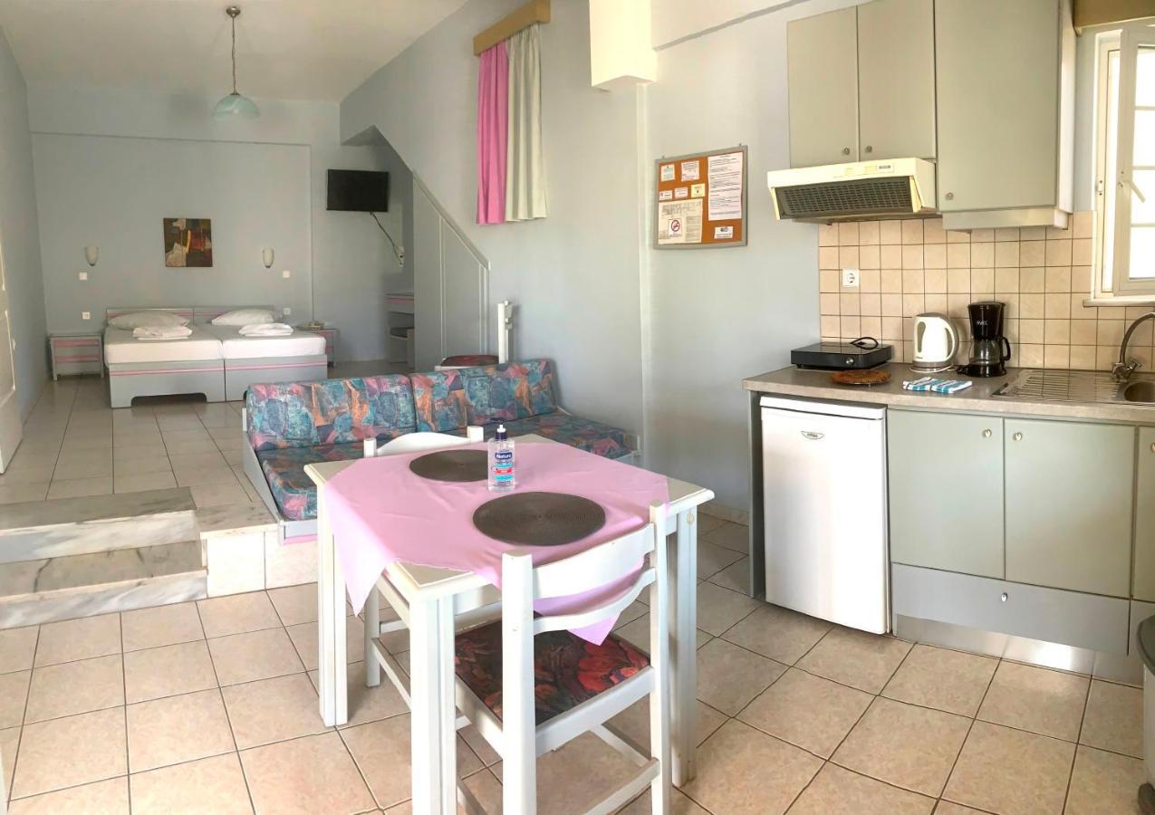Ermis Suites Platanés Habitación foto
