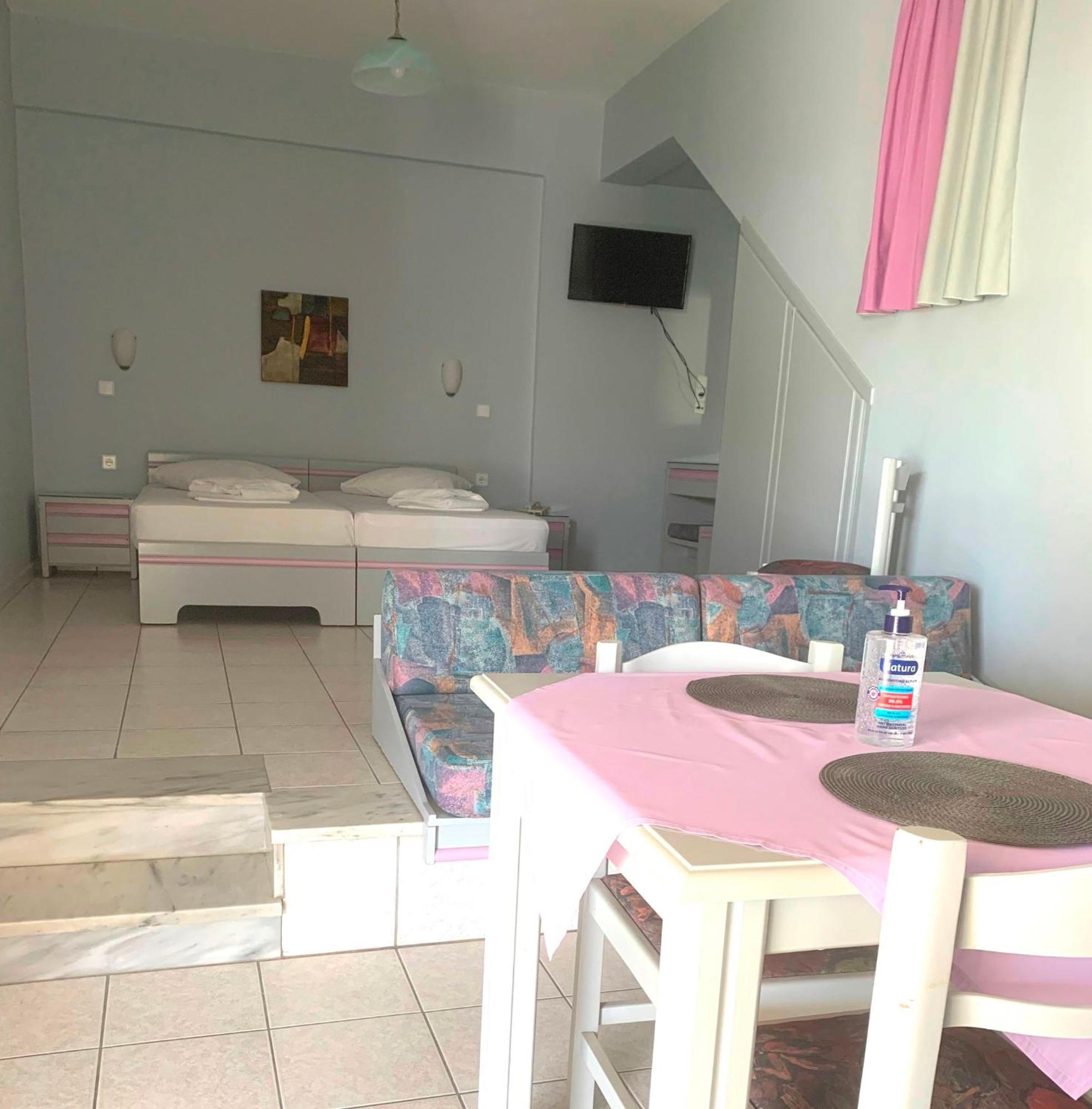 Ermis Suites Platanés Habitación foto